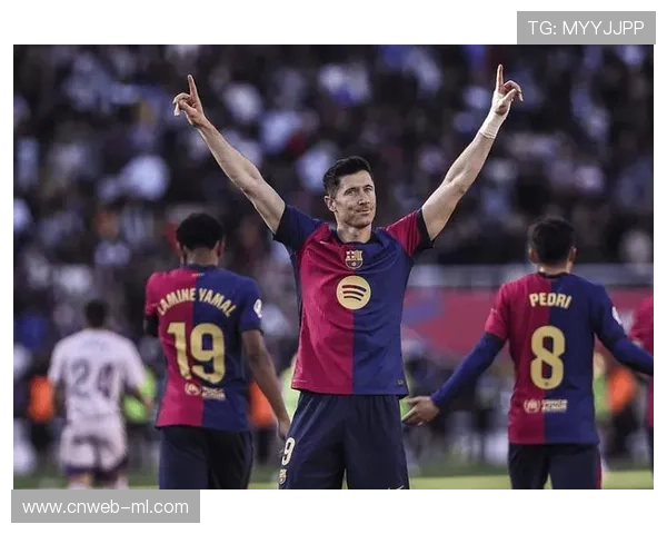 巴塞罗那4-1逆转哥本哈根，莱万破门亚马尔传射助球队晋级